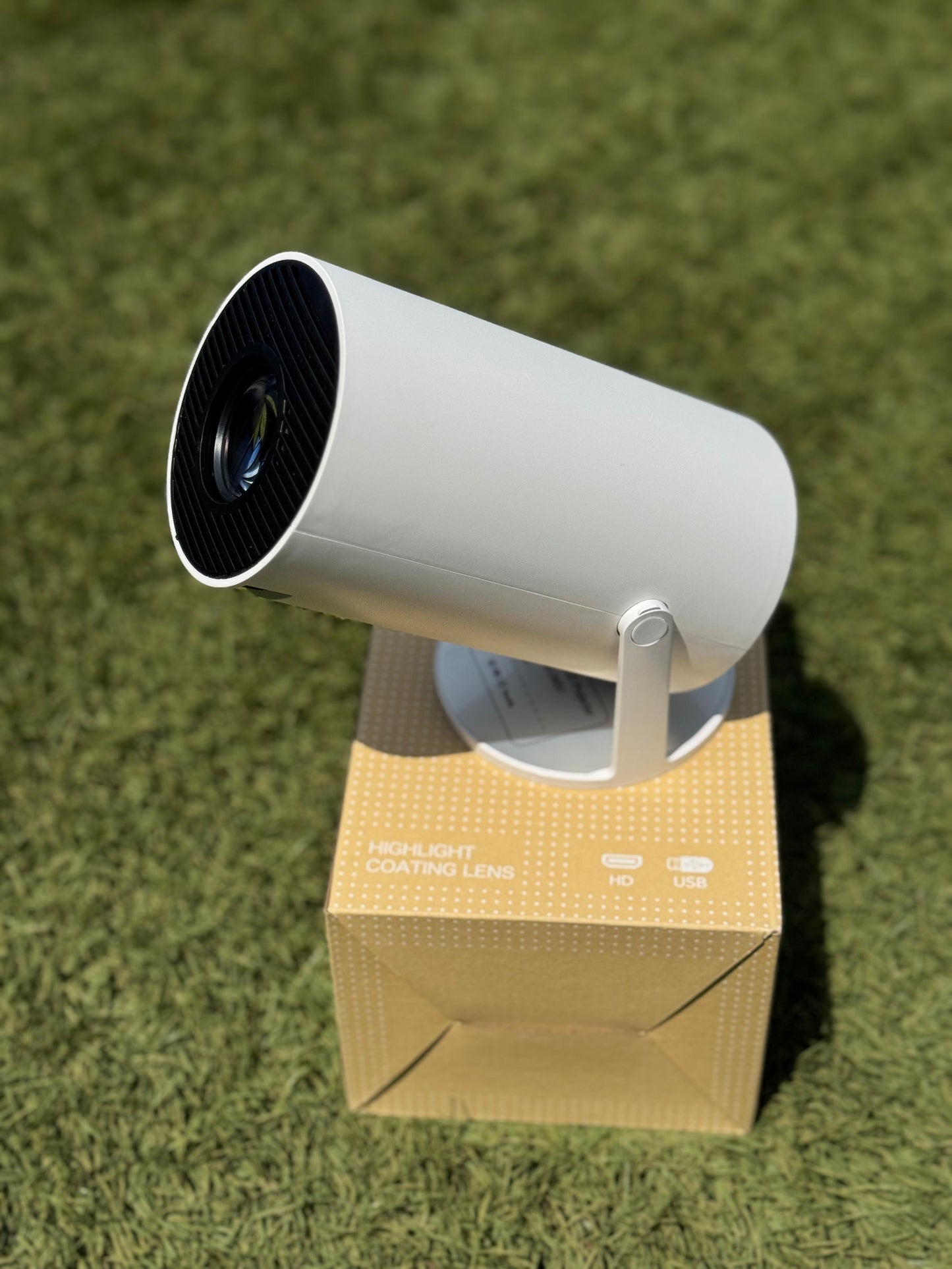 Mini Proyector -  LUXIOTECH™